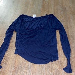 Women’s long sleeve shirt